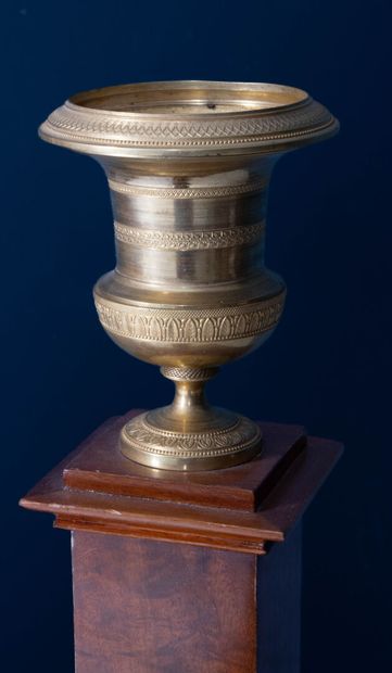 Lit en acajou et placage d'acajou, bronze...