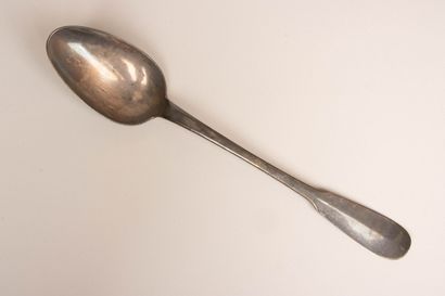 Cuillère à ragout en argent. 
poinçons XVIII°...