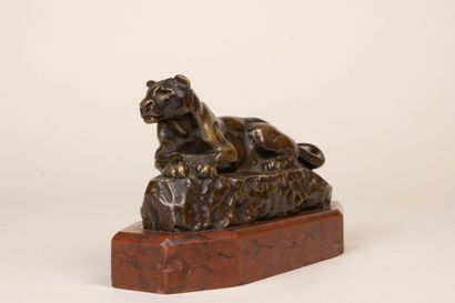 Antoine Louis BARYE (d'après)
Lionne couchée...