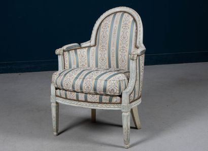 Bergère en bois sculpté et laqué
Epoque Louis...