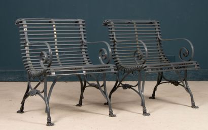 Paire de fauteuils de jardin à lattes en...