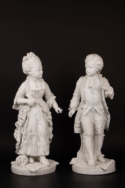 Paire de grandes sculptures en biscuit de...