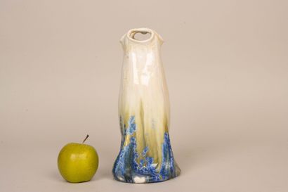 Royal Vienna - Grand vase en porcelaine d'époque...