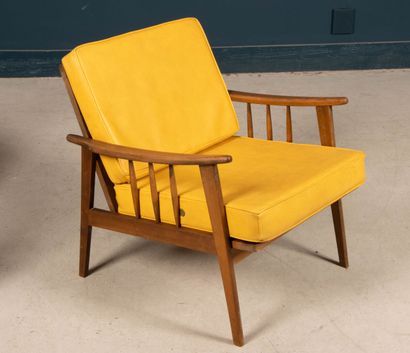 Deux fauteuils en teck 
Design scandinave...