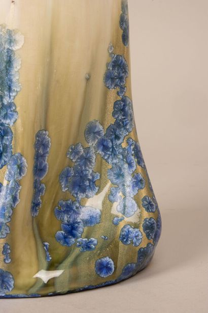 Royal Vienna - Grand vase en porcelaine d'époque...