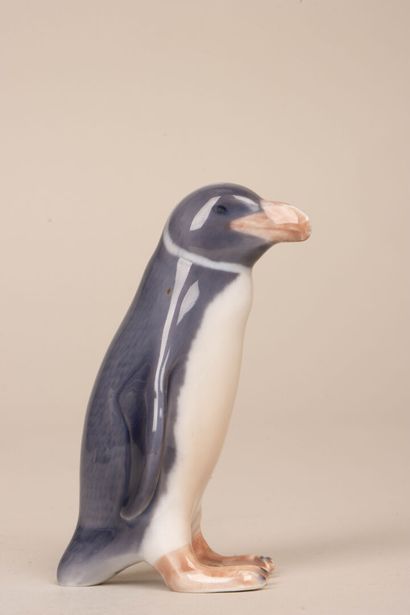 Royal Copenhague - Deux statuettes en porcelaine...