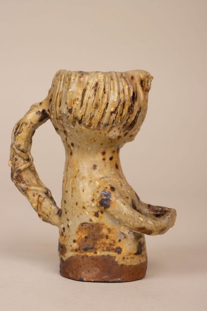 Annie MAUME (née en 1945).
Vase anthropomorphe...