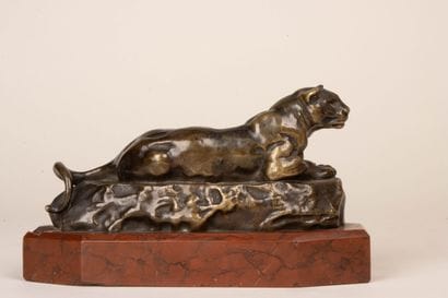 Antoine Louis BARYE (d'après)
Lionne couchée...