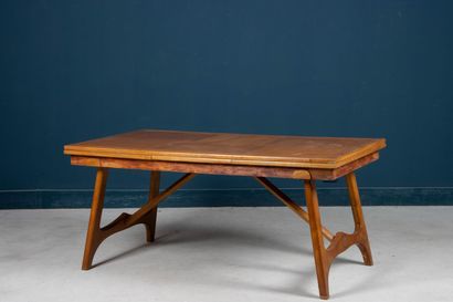 Table rectangulaire en chêne clair, allonges...
