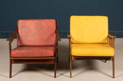 Deux fauteuils en teck 
Design scandinave...