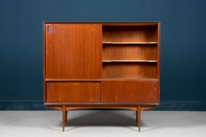 Meuble de salon en teck.
Design scandinave...