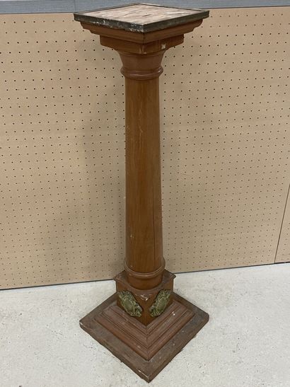 Grande colonne en bois , ornement de régule...