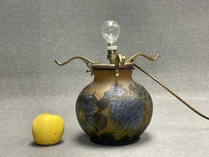 Pied de lampe de style Art Nouveau
fausse...
