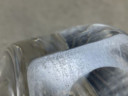 Ensemble de trois pièces en cristal étranger
-...
