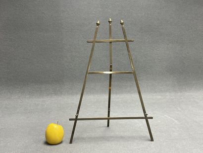 Chevalet de table en bronze
48 x 31 cm.