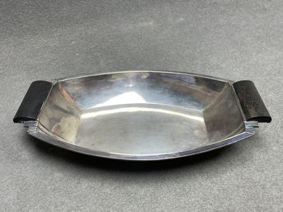 Gallia
corbeille en métal argenté. 
6 x 34...