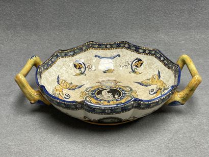 Ensemble de faïence de Gien. 
Melonnière,...