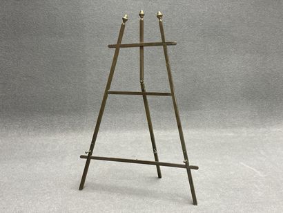 Chevalet de table en bronze
48 x 31 cm.