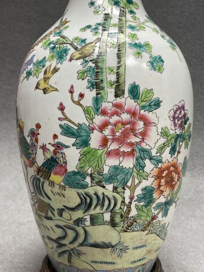 Pied de lampe en porcelaine de Chine
H. :39...