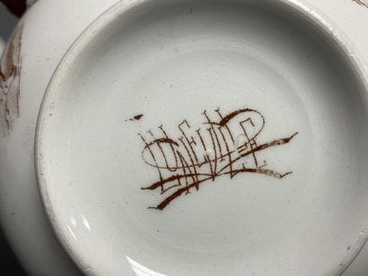 LUNEVILLE 
Partie de dinette pour poupée...