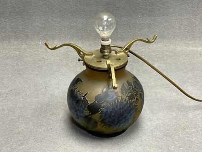 Pied de lampe de style Art Nouveau
fausse...