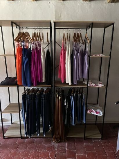 STOCK Pret à porter féminin:
Vestes simili...