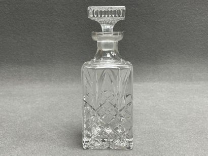 Carafe à whisky en cristal taillé
H: 25 ...