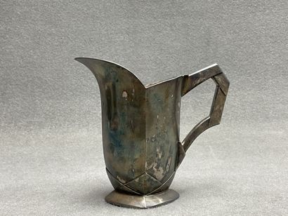 Louis Süe (1875-1968) et André Mare (1887-1932)
Pichet...
