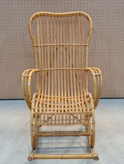Fauteuil rocking chair en rotin