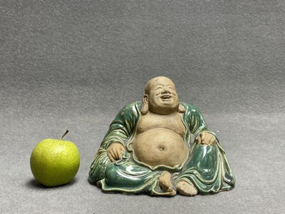 Bouddha en terre cuite émaillée céladon dans...