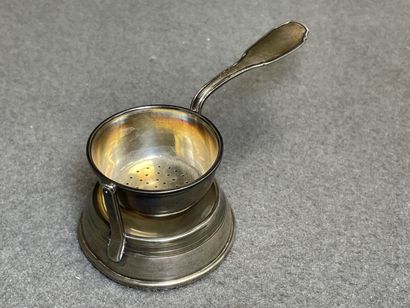 Passe-thé en argent
67.46 g