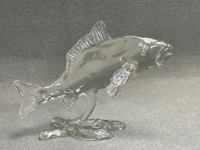 Poisson en verre. 
En coffret. 
H. :17 cm....