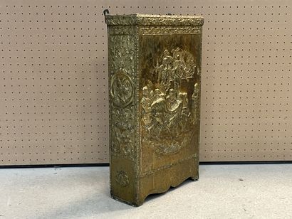 Porte parapluie en laiton repoussé, intérieur...
