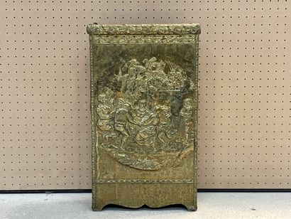 Porte parapluie en laiton repoussé, intérieur...