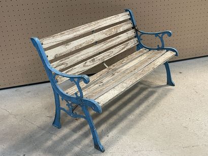 Banc de jardin d'enfant
50 x 83 x 42 cm....