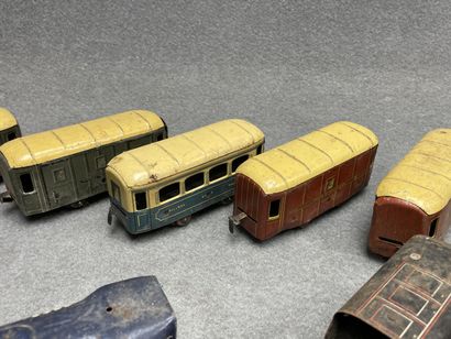 Joustra, JEP et Hornby:
Lot de cinq locomotive...