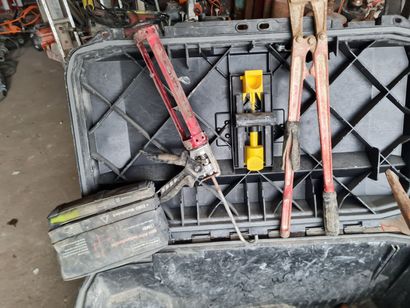 Roue de Trafic
Équerre
Baramine
Pistolet...