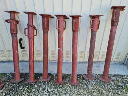 Lot de 9 étais (7 petits et 2 grands)