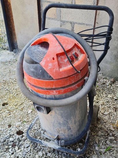 Aspirateur à eau GOTZ
