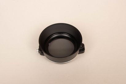 LEICA. 
Filtre Polarisant A 42 avec parasoleil....