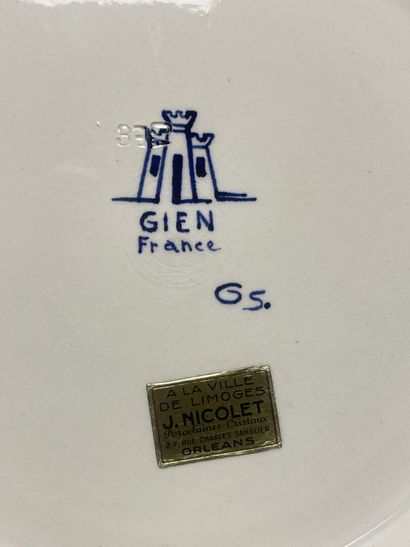GIEN décor Renaissance sur fond bleu nuit:
Grand...