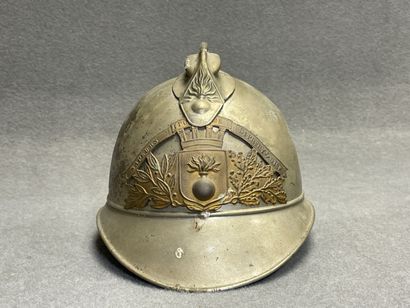 Casque de sapeur-pompier de Précy sur Oise....