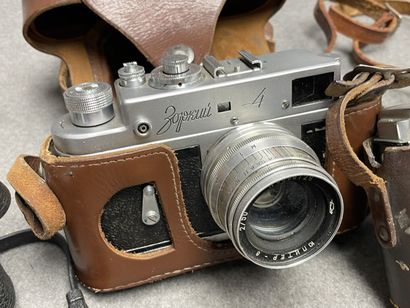 Lot de six appareils photo argentiques
Norca,...