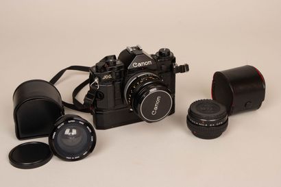 Appareil photo CANON A-1. 
et deux objectifs
-Canon...