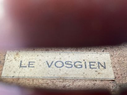 Violon. 
Portant l'étiquette 