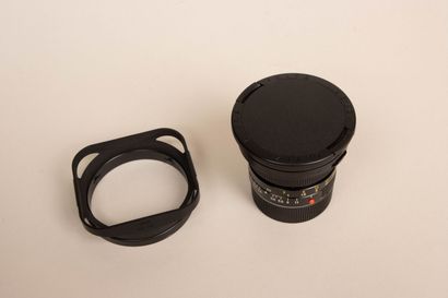 LEICA. 
Leitz.objectif Elmarit -M 1:2.8/21...