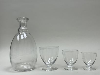 DAUM
Partie de service de verres en cristal...