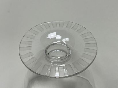 DAUM
Partie de service de verres en cristal...