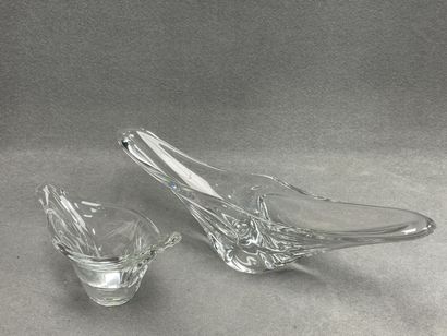 DAUM 
Deux coupes en cristal. 
15 x 51 x...