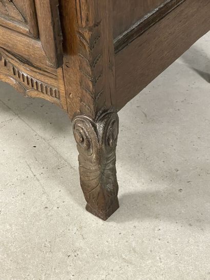 Armoire de mariage du pays de Caux en chêne...